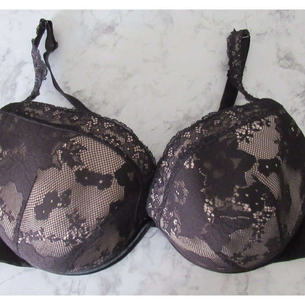 Cacique‎ Bra 44D Black Bold Lace Plunge Underwire Plus Size Padded